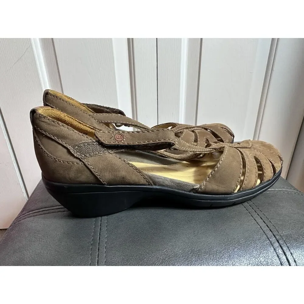 Women’s Clarks Unstructured Brown Sandals Size 8.5 N Beach Boho Coastal Summer